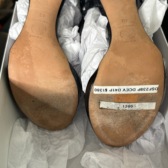 Versace heels like new with box black/rhinestones - Picture 13 of 13